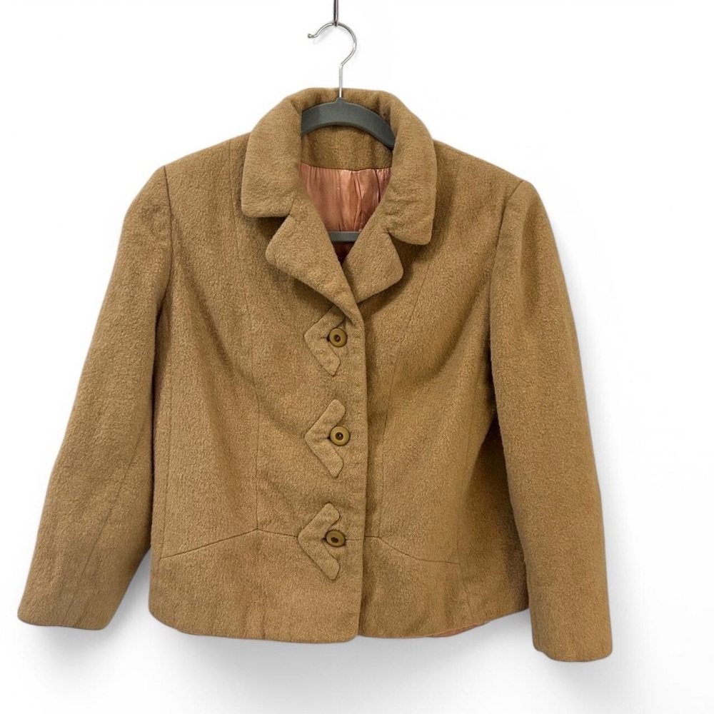 Vintage • Camel Hair Jacket • Union Made • 100% Pure Camelhair • Size Small
